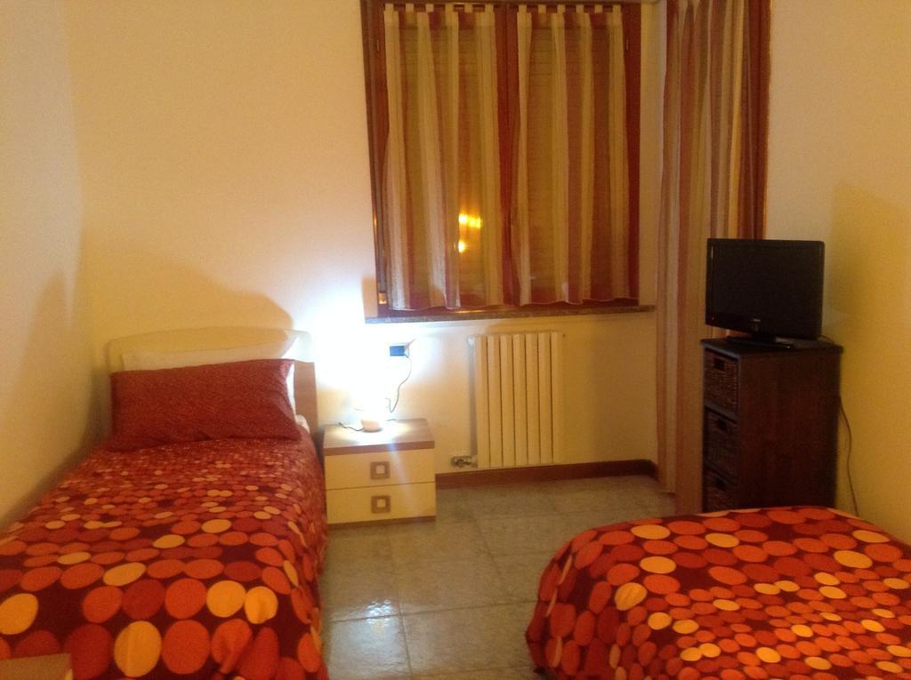B&B Humana Rozzano Zimmer foto